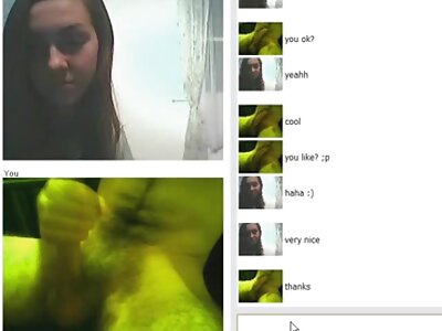 In-Tit-Pendence tivitir şişman porno Günü