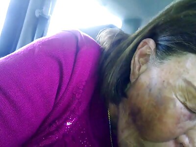 Megumi Haruka vahşi turbanli sisman ve seksi bir handjob verir